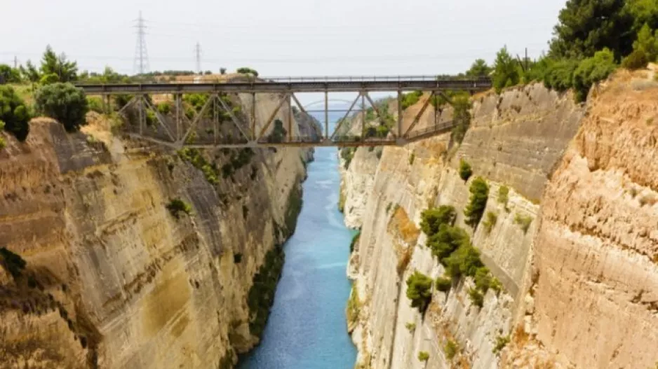 Τραγωδία στον Ισθμό: Νεκρός άνδρας εντοπίστηκε στο κανάλι
