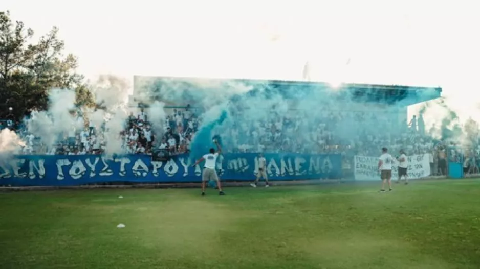 Θύρα 1/”Σε βλέπω και μεθώ”