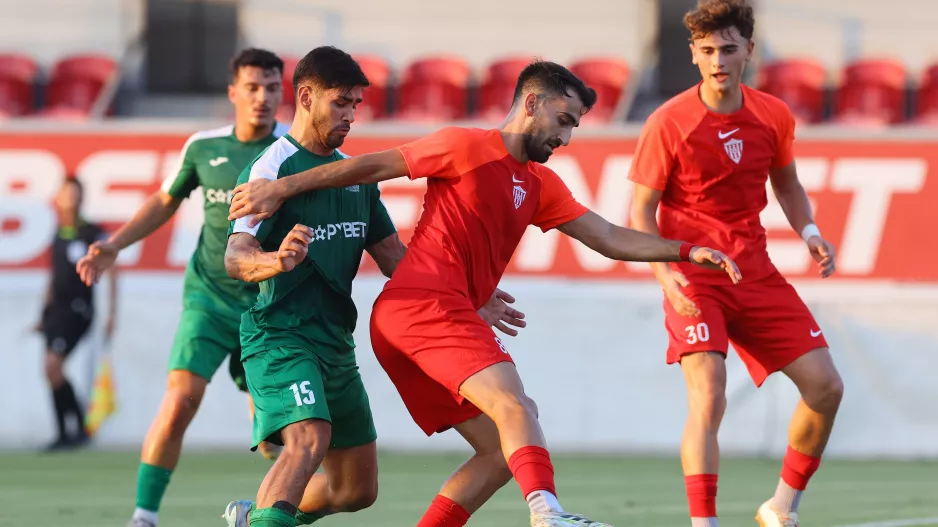 Νέα Σαλαμίνα - Ομόνοια 29Μ: Νίκη-ανατροπή για τους ερυθρόλευκους στο φιλικό