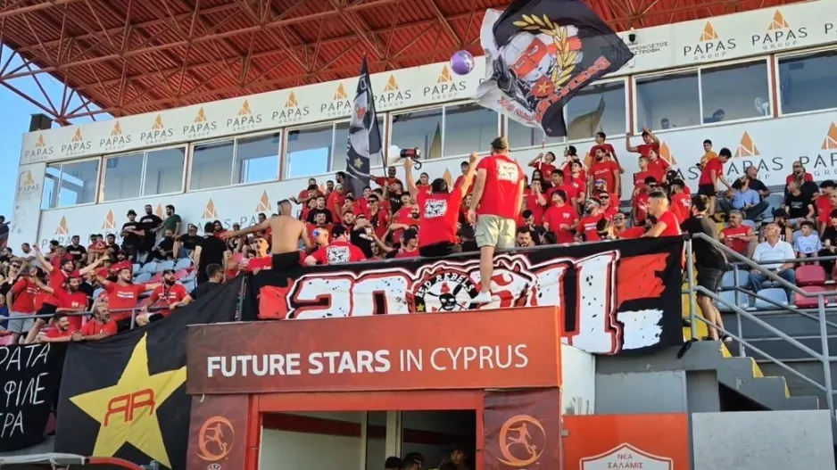Στην θέση τους και: "Έχω ψυχολογικά μόνο για σένα" (Βίντεο Kerkida)