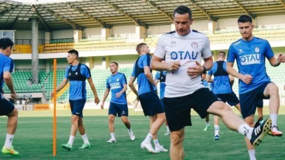 Η προπόνηση στο Zimbru Stadium (Φώτος)