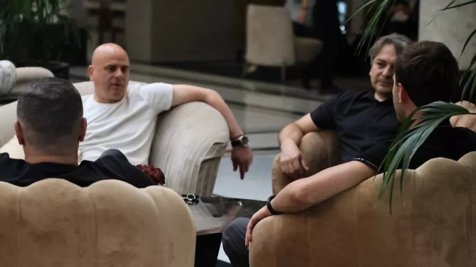 Ο Τιμούρ επισκέφθηκε την αποστολή της Τορπέντο! (βίντεο/Φώτος)