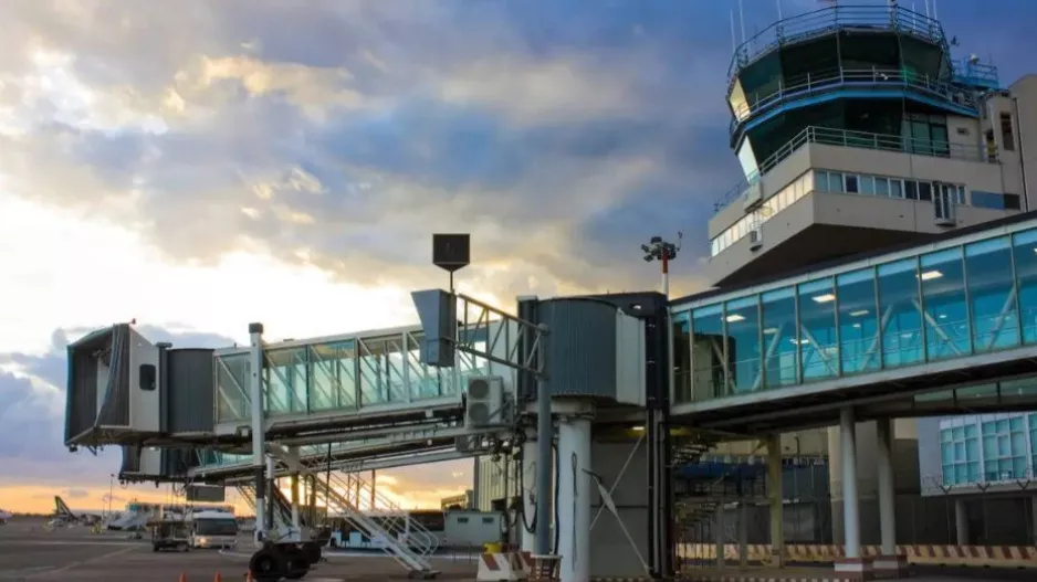 Ιταλία: Κλειστό το αεροδρόμιο της Κατάνιας λόγω ηφαιστειακής τέφρας από την Αίτνα