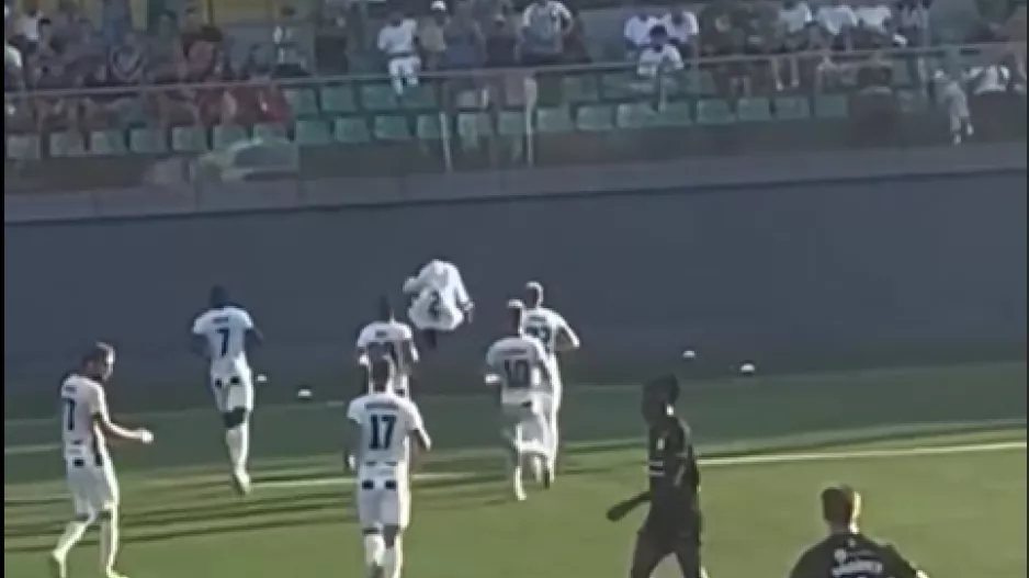 Ρίχνει... ντόπες η Ζαλγκίρις (βίντεο)