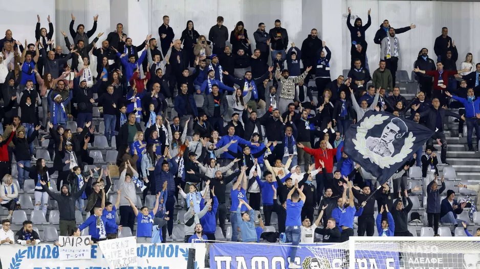 "Αναδημοσιεύσετε στο story σας" 