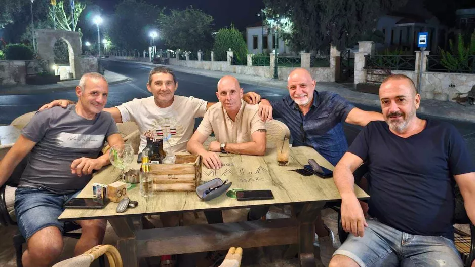 Συνάντηση ΓΙΓΑΝΤΩΝ!