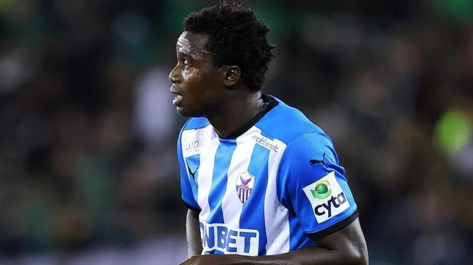 ΕΞΕΛΙΞΗ... Φλερτάρει Moussa Wagué