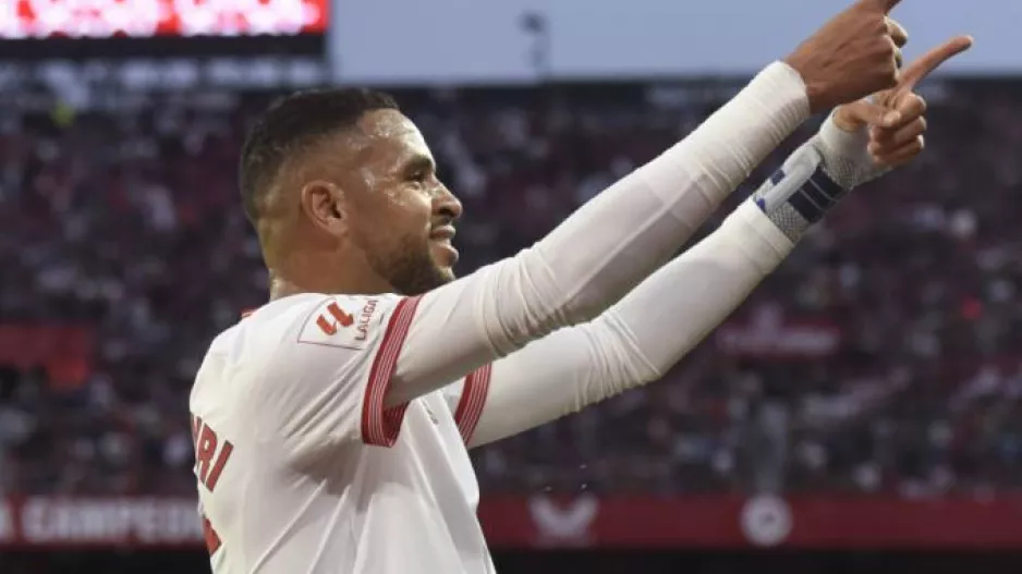 Κλείνει το deal για την απόκτηση του Εν Νεσιρί η Φενέρμπαχτσε