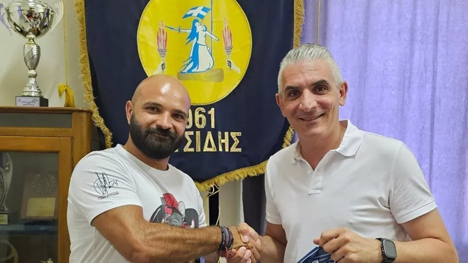 Deal με τον κόουτς Γιώργο Μιχαήλ