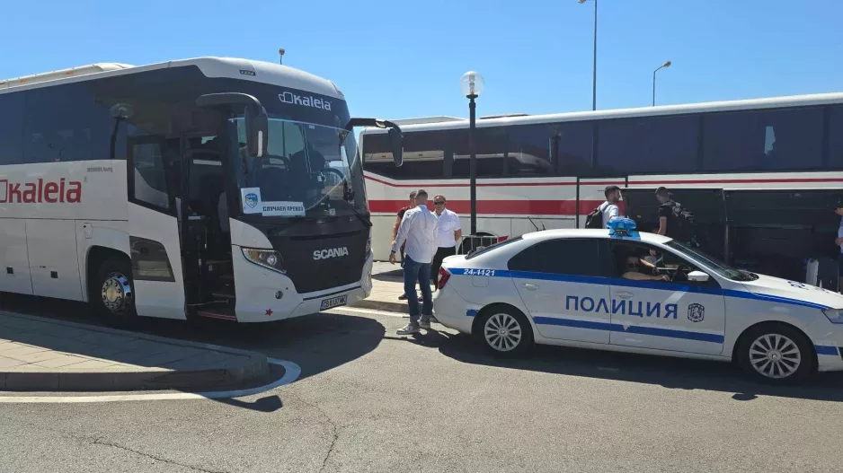 Με αστυνομική συνοδεία...