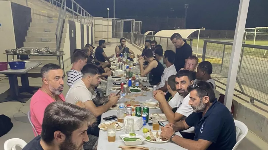 Δείπνο γνωριμίας στο Φρέναρος