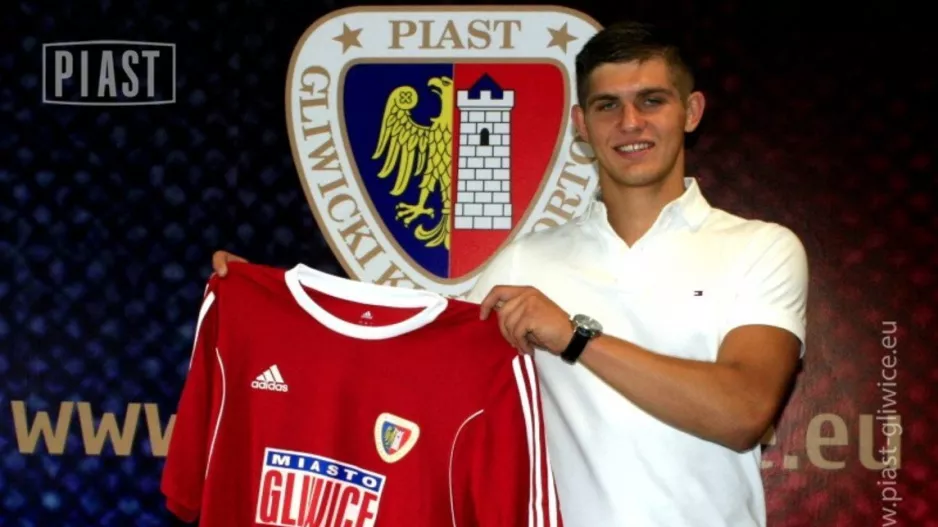 ΕΔΩ... Karol Angielski!
