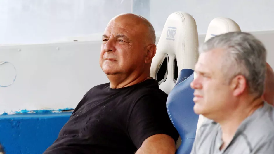 Ποιος... θα πάρει την θέση του; 