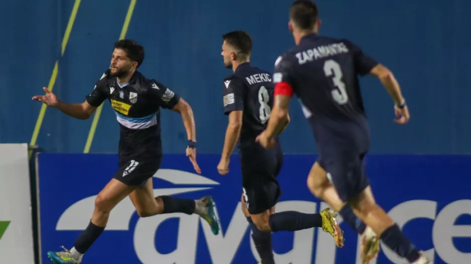 Ντεμπούτο με ΔΙΠΛΟ για Σατσιά!