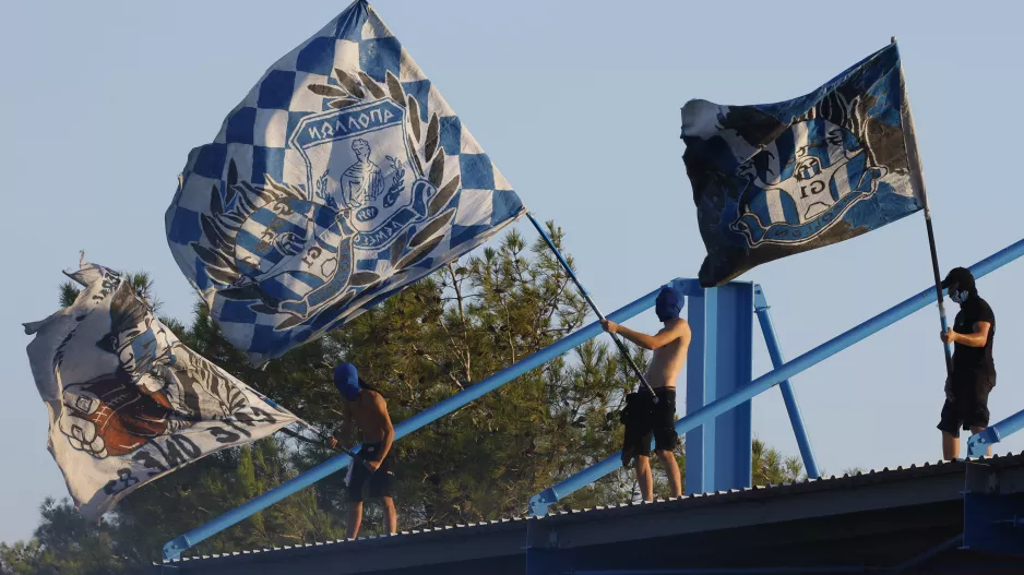 ΒΙΝΤΕΟ/Ευχές για τα 20χρονα από Απολλωνίστες