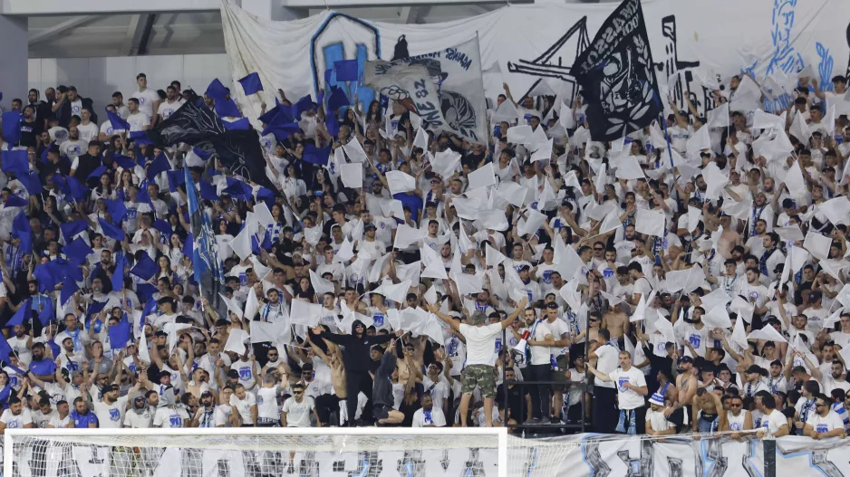 Απόλλων/Τα εισιτήρια για Καρμιώτισσα