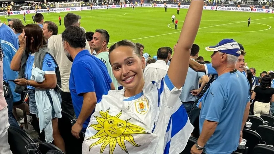 Η σύντροφος του Πελίστρι, που δεν λείπει στιγμή από το πλευρό του