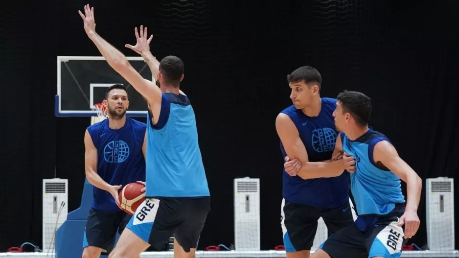 Με Σπανούλη οδηγό η πρώτη προπόνηση της Εθνικής στο Παρίσι