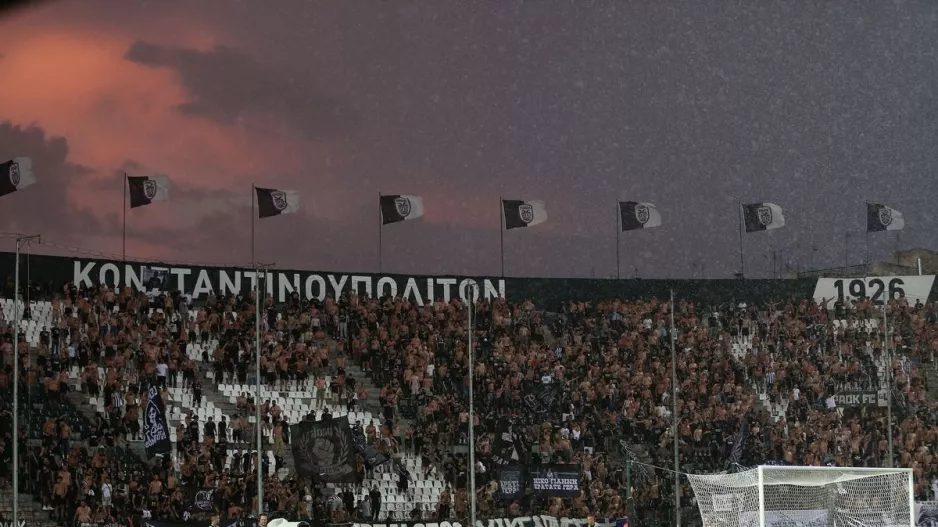 ΠΑΟΚ: Ποινές σε οπαδούς του Δικεφάλου που πέταξαν μπουκάλια σε αστυνομικούς