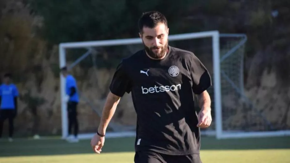 Επιστροφή Σενγκέλια, προετοιμάζεται με ΑΕΚ