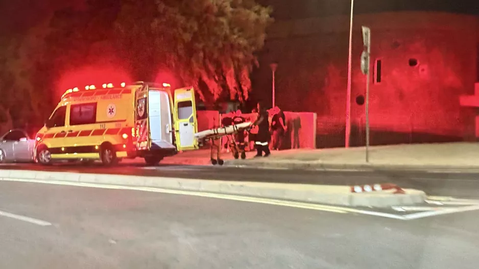 (ΦΩΤΟΣ) Kαταστάσεις εκτός γηπέδου και τραυματισμοί