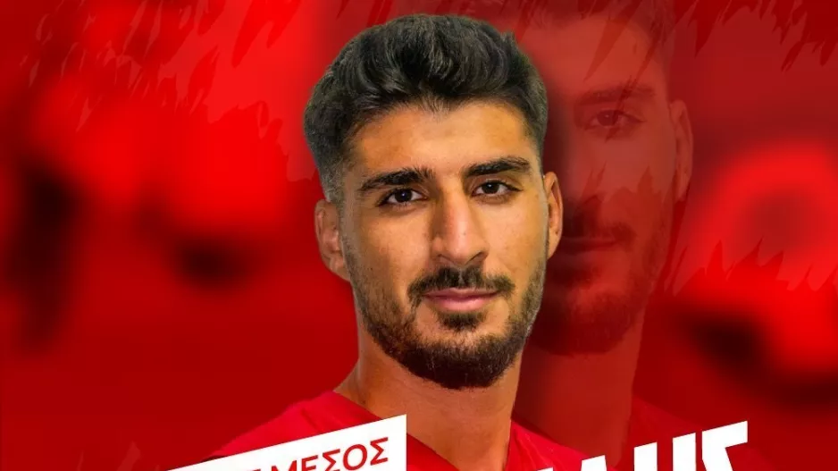 Ανανέωσαν με Μιχαηλίδη