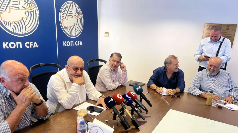 Κούμας:"Θα βρούμε τις σωστές λύσεις για να μην πεθάνει το ποδόσφαιρο μας"