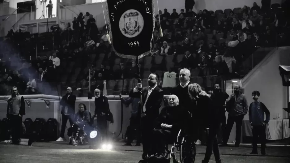 Θύρα 1:"Η φλόγα την οποία ανάψατε, δεν πρόκειται να σβήσει"