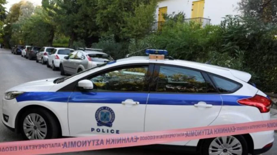 Άνδρας βρέθηκε δολοφονημένος με τραύματα από μαχαίρι