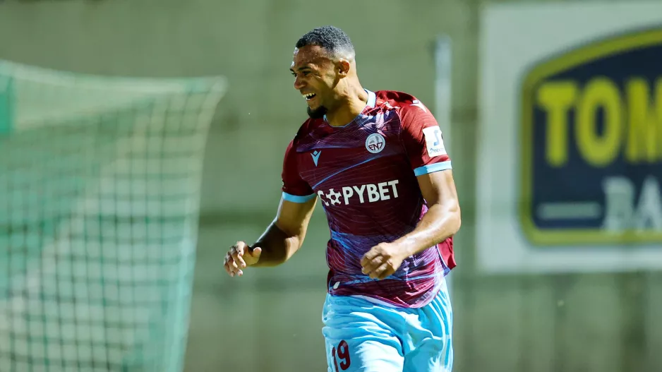 Εκτός... ο μοναδικός!