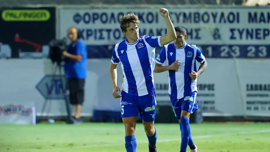 Χαρούμενος για το πρώτο του!