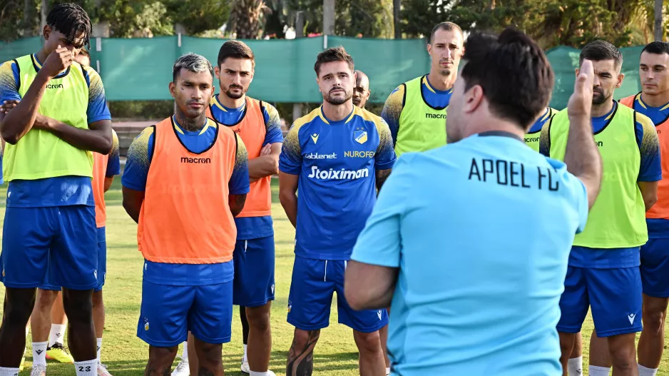 Παιχνίδι ειδικών συνθηκών με φόντο ένα τίτλο 