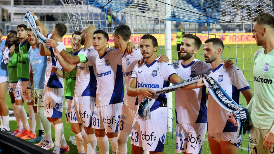 Για πειστική... νίκη