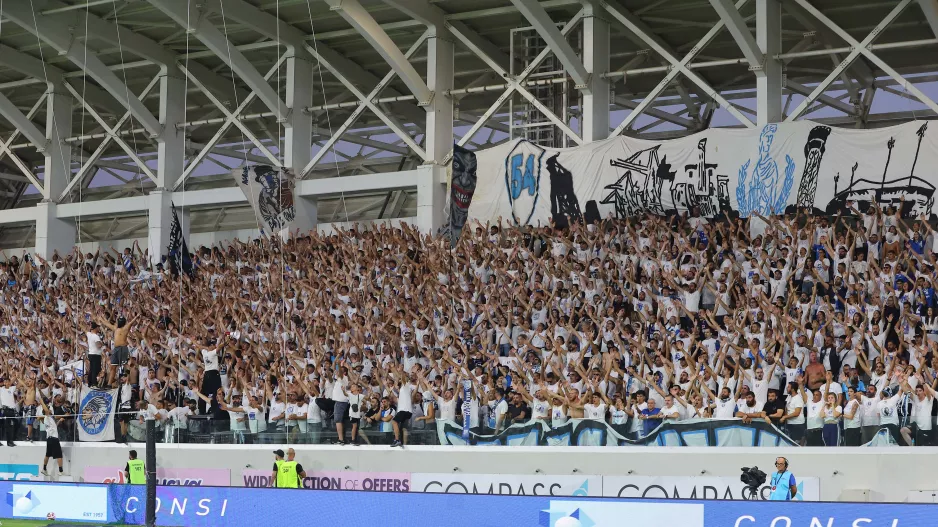 (Απόλλων) Πότε κεκλεισμένων και πότε χωρίς μετακίνηση φιλάθλων