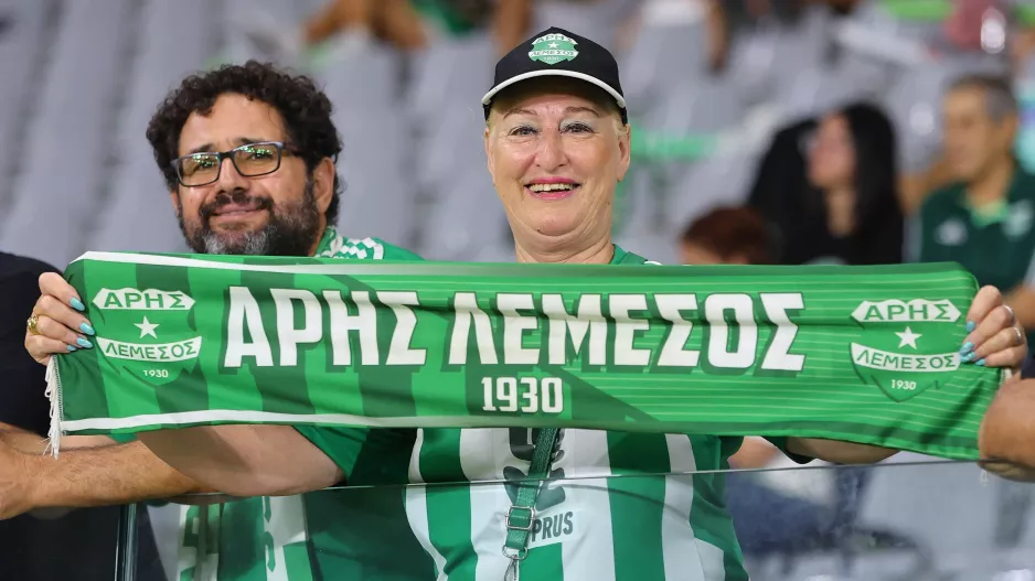 Επικοινώνησε... (Άρης)