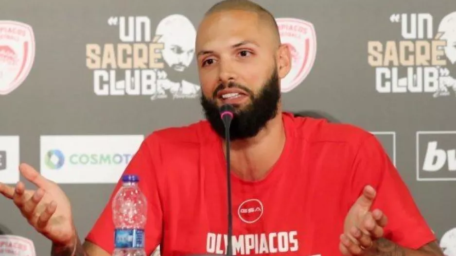 "Ήθελα κι άλλες μεγάλες στιγμές και ο Ολυμπιακός μου έδωσε την ευκαιρία"