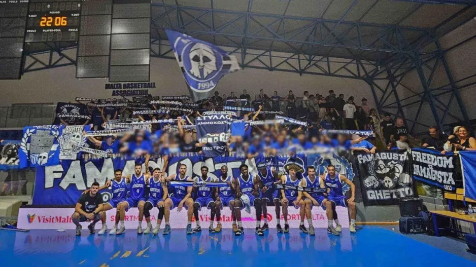 ΜΑΧΗΤΕΣ για το διπλό