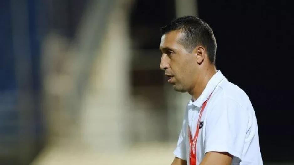 Παρέμβαση από Χριστόδουλο 