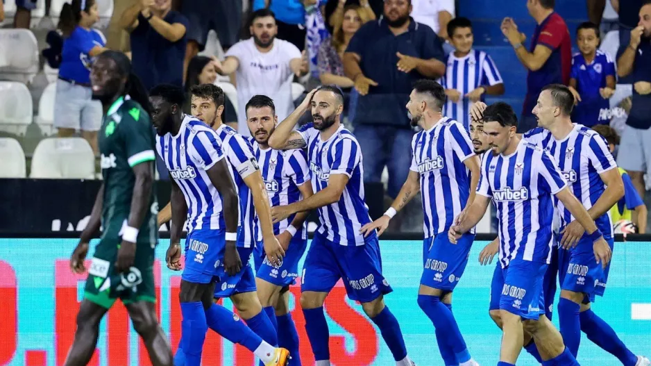 Ανόρθωση-Ομόνοια: ''Γαλανόλευκο" το ντέρμπι με Ράφα Λόπες (φώτος)