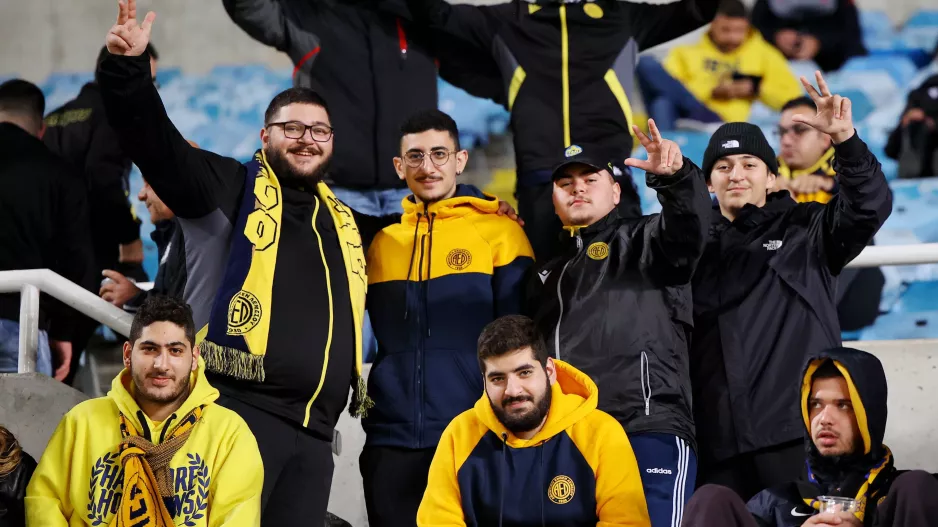 Τους έχει ανάγκη