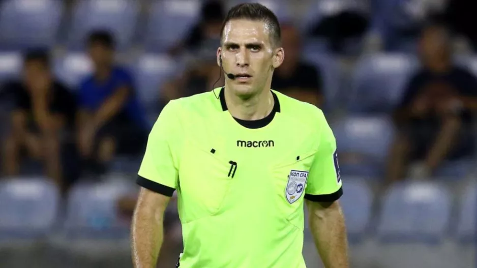 VAR: Σολωμού Δημήτρης
