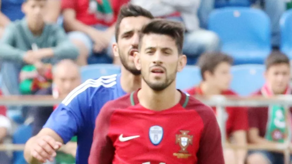 Λαΐφης vs Pizzi!