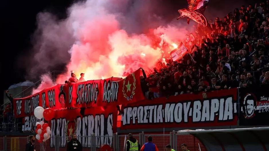 "Εμείς θα σε ανεβάσουμε ξανά στην κορυφή"