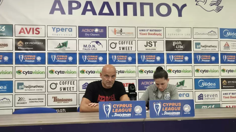 Γκούλα: "Παίξαμε όπως θέλαμε στο πρώτο ημίχρονο, με την αλλαγή του συστήματος..."