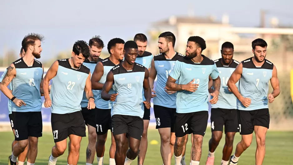 (Φώτος) Back in training