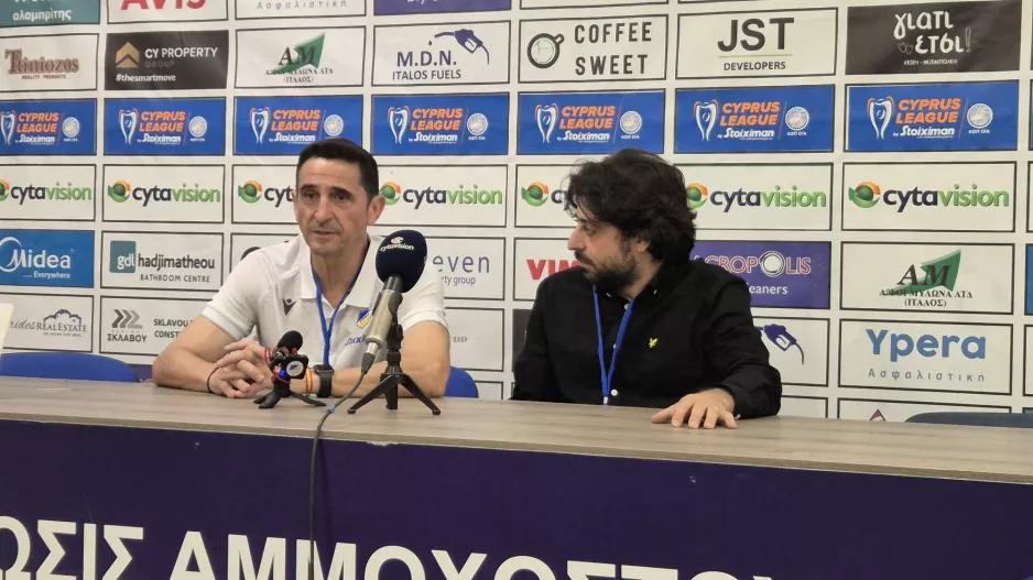 Χιμένεθ: "Σήμερα κέρδισαν οι παίκτες - Δεν βλέπω το διαβατήριο του ποδοσφαιριστή αλλά τη δουλειά του"