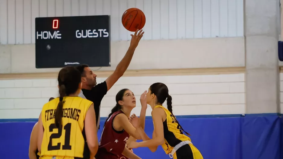 (Φωτορεπορτάζ) Κ16 Ε.Θ.Α. Έγκωμης - Κεραυνός Στροβόλου