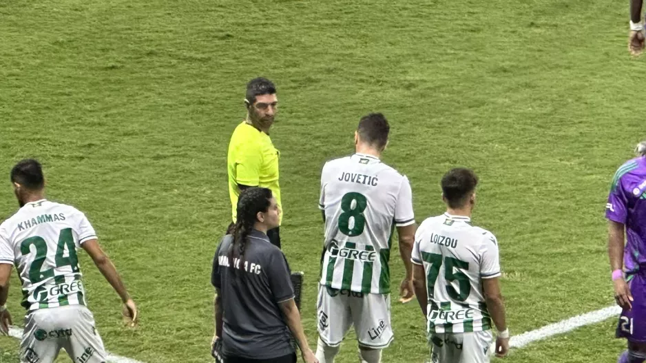 Ντεμπούτο Γιόβετιτς!