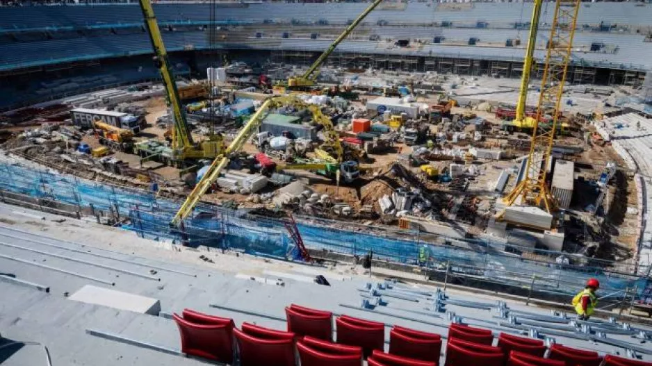 Απίθανα πράγματα στο Camp Nou: Ξύλο μεταξύ εργατών με έξι τραυματίες!