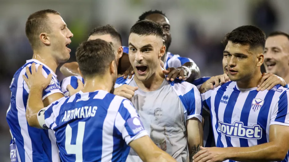 Δύο τετράδες... εξίσου σημαντικές